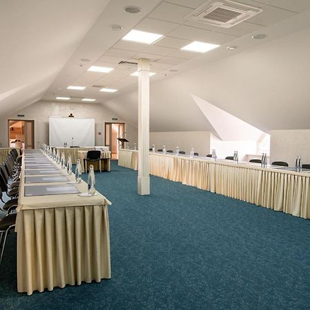 Оранта Hotel Truskavets Bagian luar foto