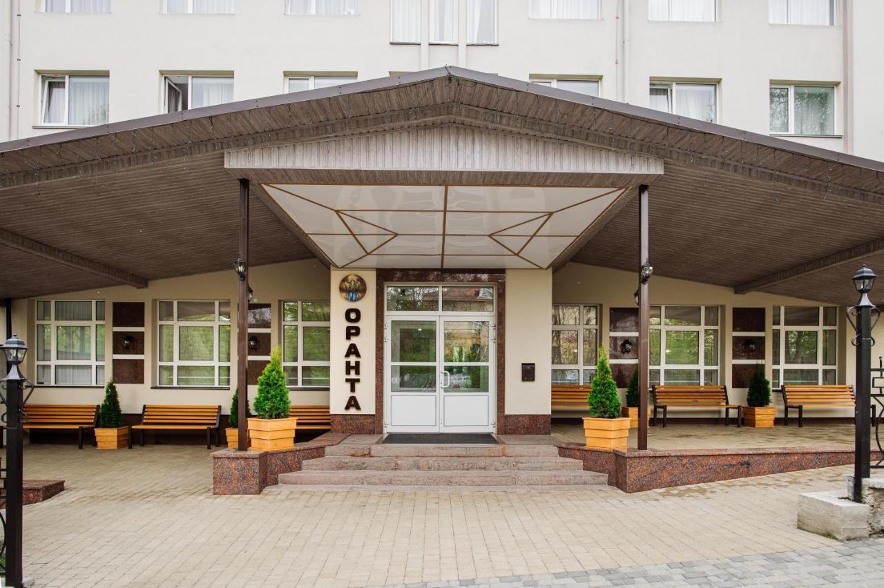 Оранта Hotel Truskavets Bagian luar foto