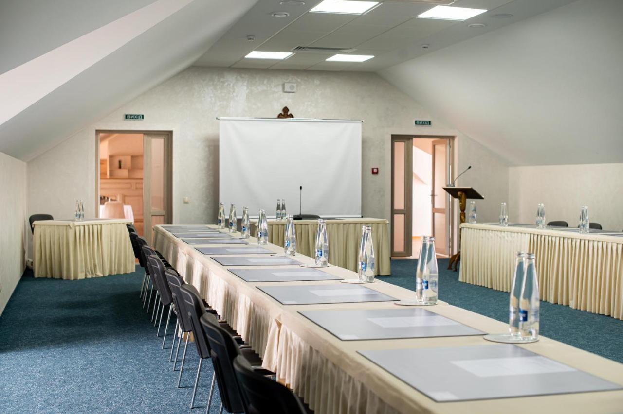 Оранта Hotel Truskavets Bagian luar foto